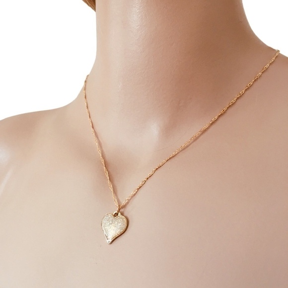 HAND Crafted Necklace Gold Plate Chain Ivory Sparkle Heart - Picture 2 of 8